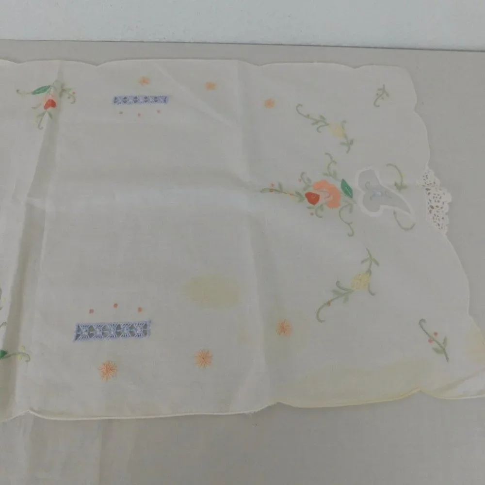 Hand Embroidered Table Runner Cloth Rectangle Floral White 35